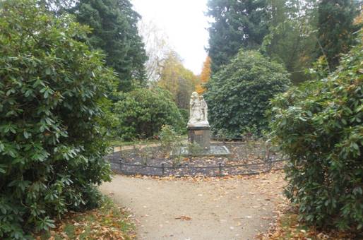 Obsah obr�zku venku, obloha, ke�, vegetaceObsah generovan� pomoc� AI m��e b�t nespr�vn�.