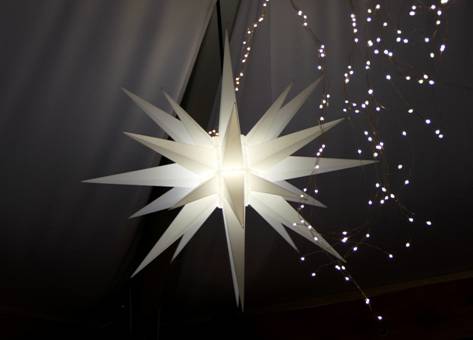 Obsah obr�zku hv�zda, osv�tlen�, sv�tloObsah generovan� pomoc� AI m��e b�t nespr�vn�.