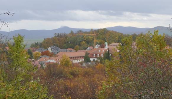 Obsah obr�zku venku, podzim, mrak, oblohaObsah generovan� pomoc� AI m��e b�t nespr�vn�.